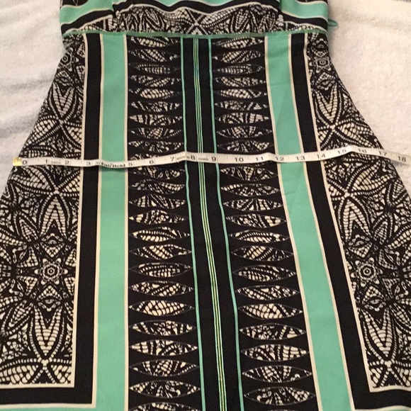 Nicole Miller strapless silk dress. - Picture 16 of 16